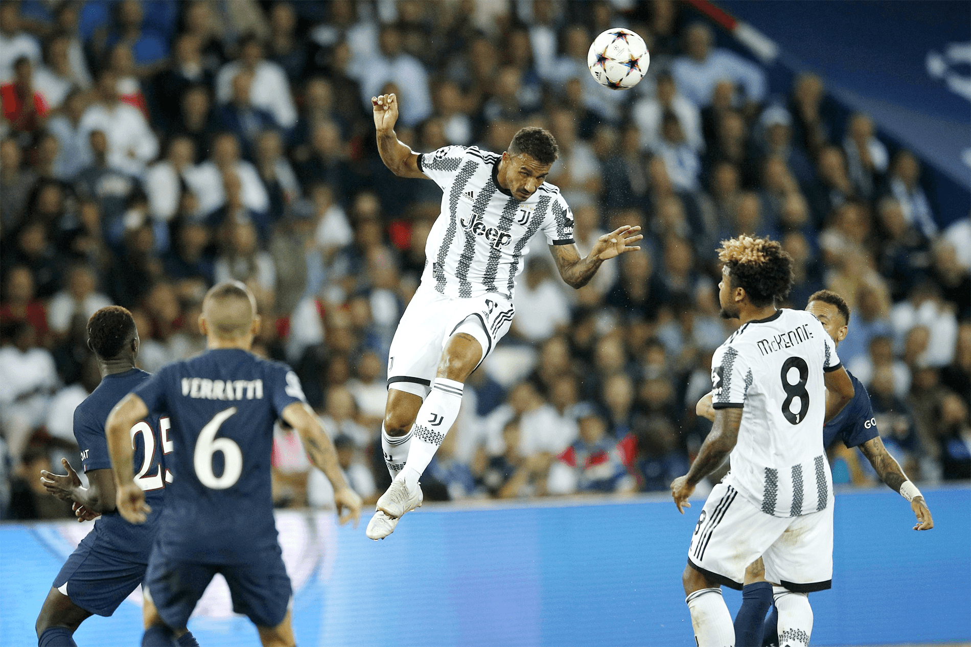 Lịch bóng đá lượt ba vòng bảng Champions League, Europa League