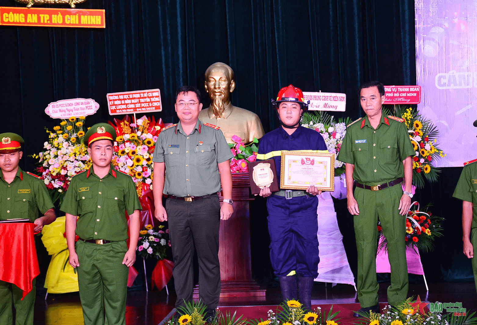 TP Hồ Chí Minh tuyên dương 61 điển hình Cảnh sát Phòng cháy chữa cháy và Cứu nạn, cứu hộ