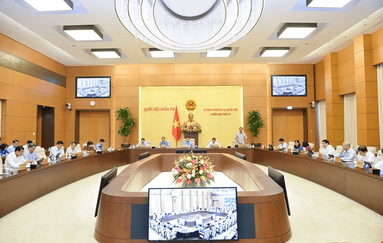 Phiên họp thứ 16: Ủy ban Thường vụ Quốc hội cho ý kiến về công tác nhân sự