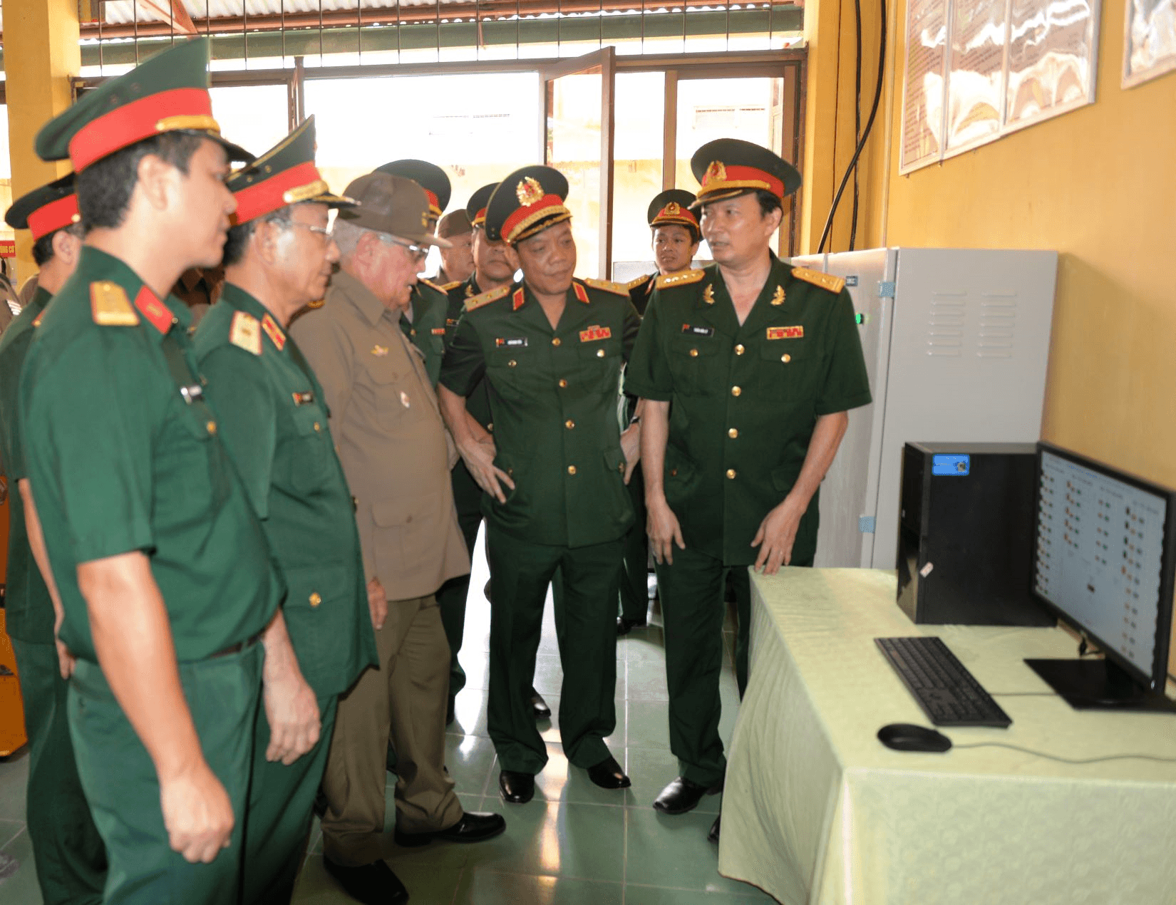 Nhà khoa học "thần tốc"