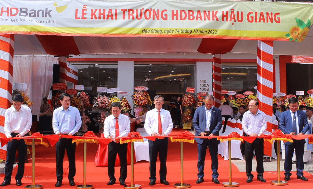 HDBank cùng Hậu Giang chinh phục khát vọng vươn mình mạnh mẽ