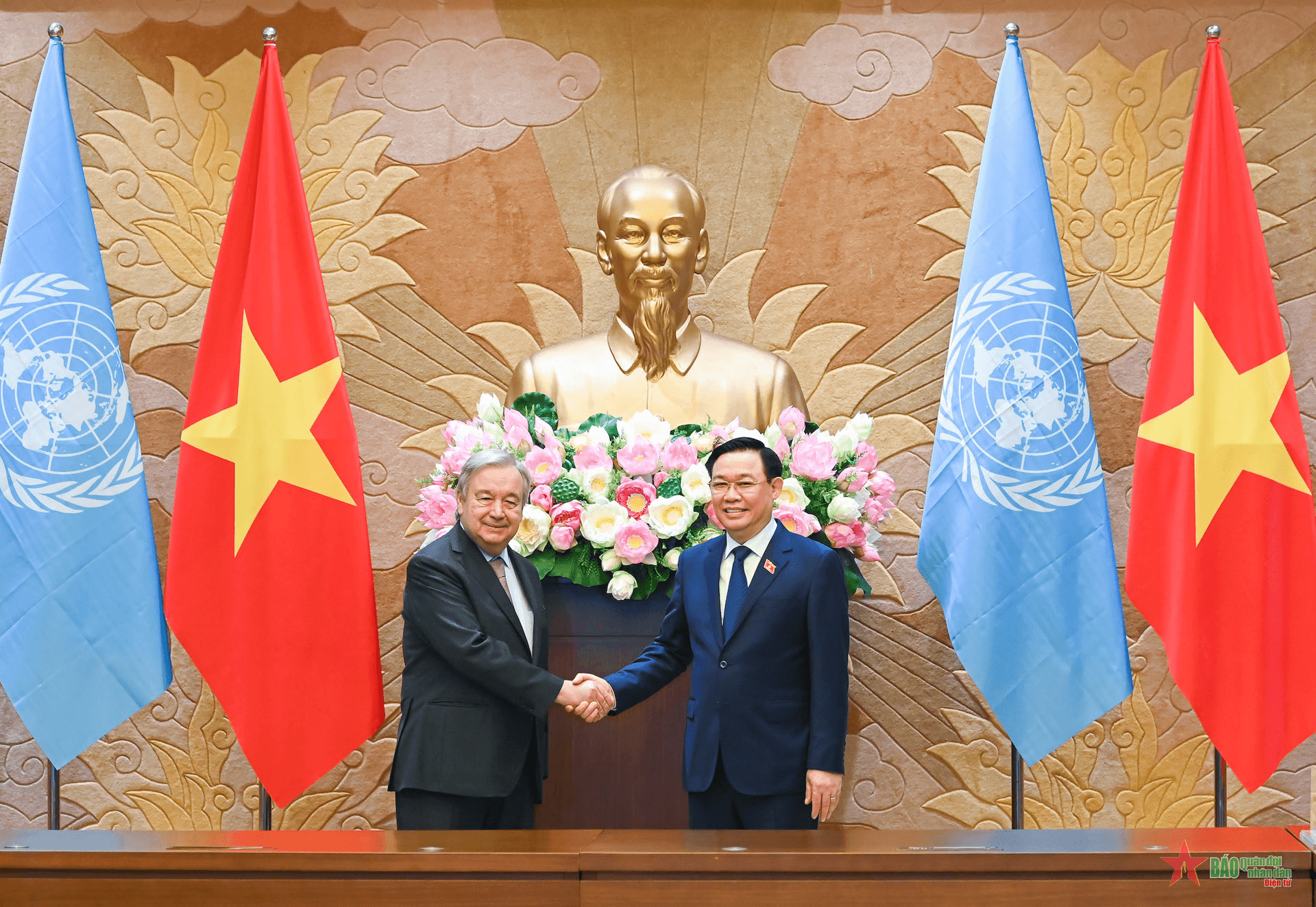 Chủ tịch Quốc hội Vương Đình Huệ tiếp Tổng thư ký Liên hợp quốc António Guterres