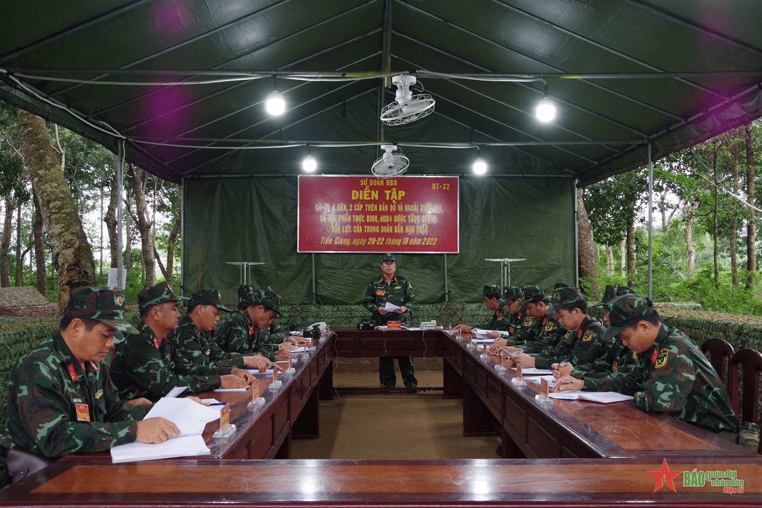 Sư đoàn 8 (Quân khu 9) tổ chức diễn tập Chỉ huy - cơ quan 1 bên, 2 cấp