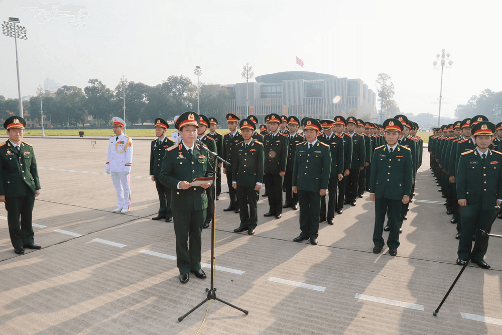 Học viện Hậu cần giáo dục truyền thống cho các học viên