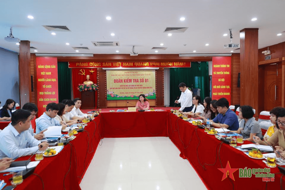 Hà Nội: Lãnh đạo cần đi đầu làm gương trong thực hiện quy chế dân chủ