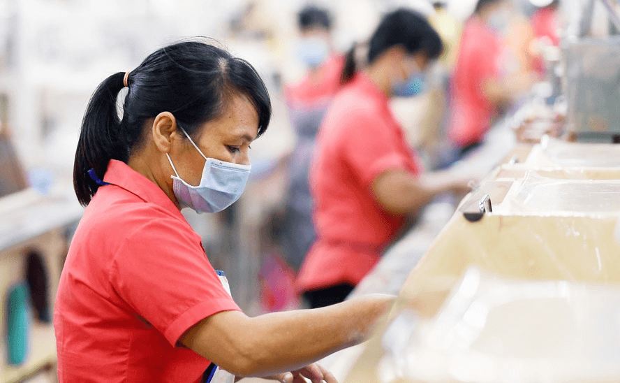 Tăng lương và chất lượng nguồn nhân lực
