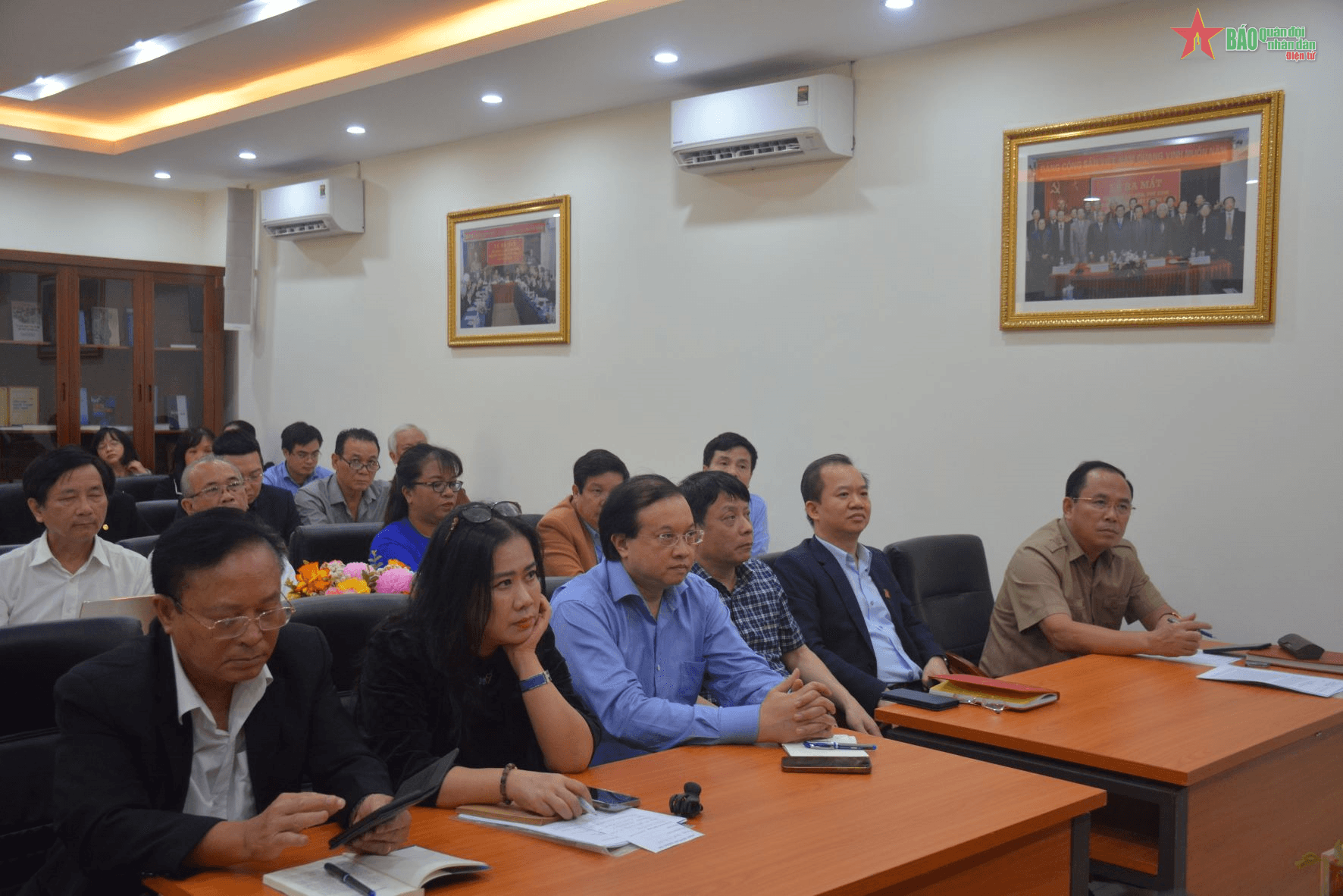 Hội đồng Lý luận, phê bình văn học, nghệ thuật Trung ương khóa V họp kỳ thứ nhất