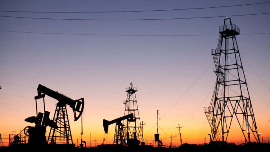 Giá xăng dầu hôm nay (26-10): WTI giảm nhẹ, Brent đứng yên