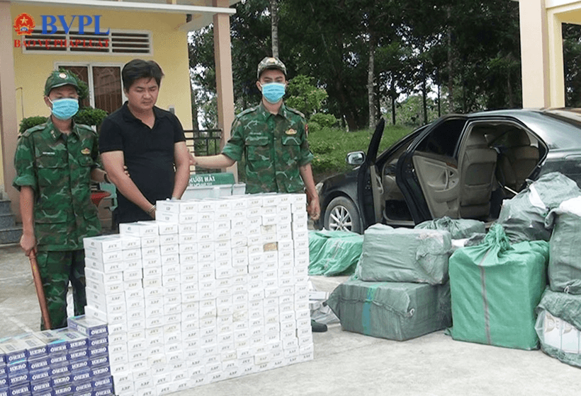 BĐBP tỉnh Long An bắt vụ vận chuyển 12.000 gói thuốc lá nhập lậu