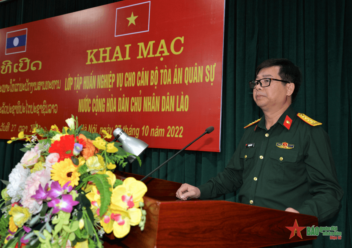 Tập huấn nghiệp vụ cho cán bộ tòa án quân sự nước Cộng hòa dân chủ nhân dân Lào