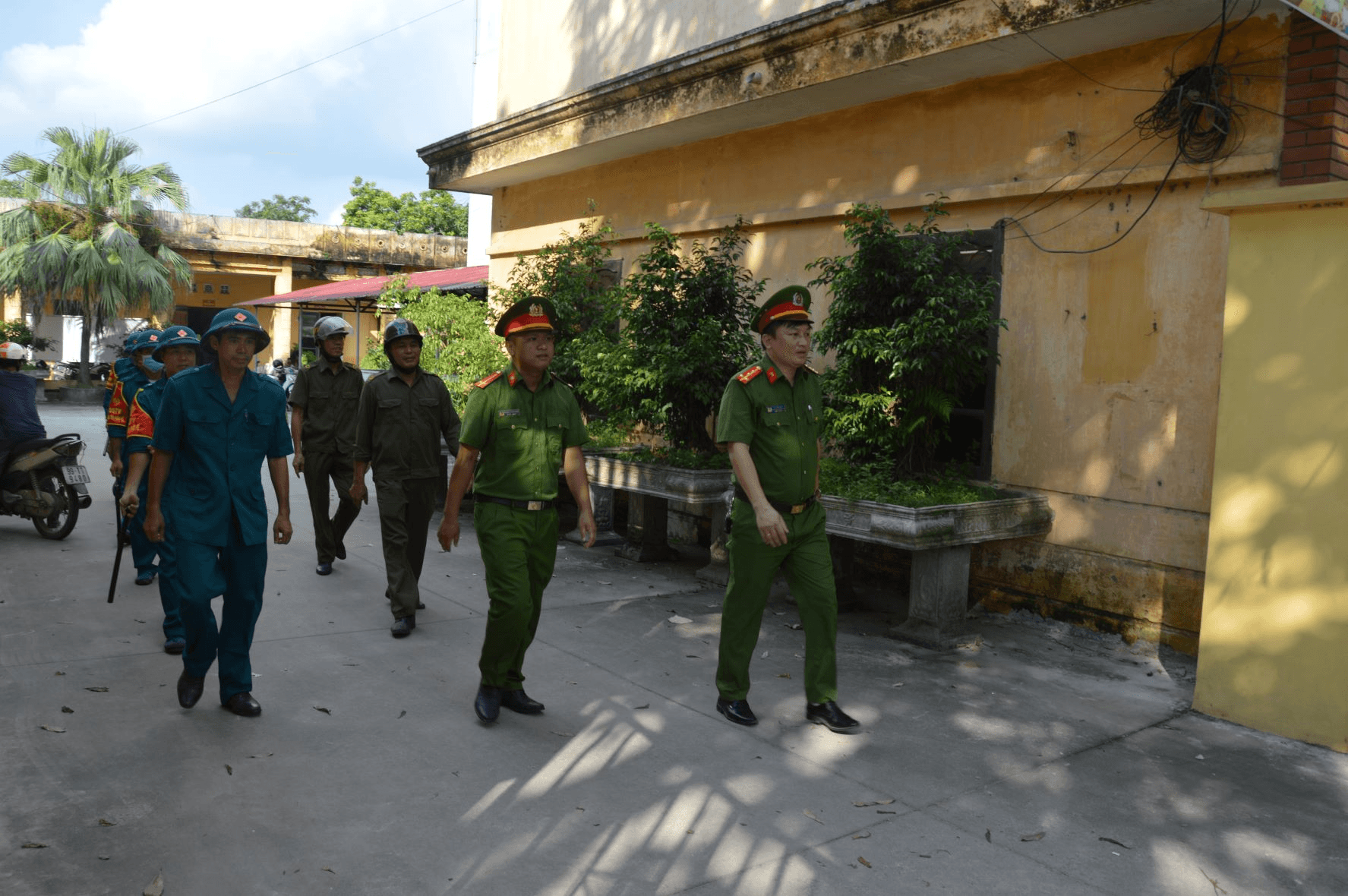 Phối hợp xây dựng địa bàn an toàn