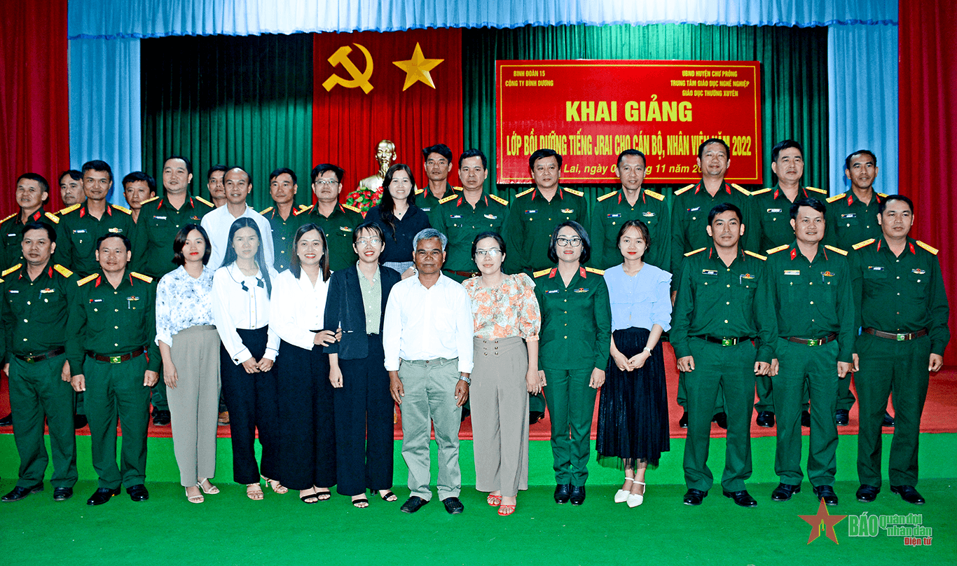 Công ty Bình Dương khai giảng lớp bồi dưỡng kiến thức dân tộc và tiếng Jrai