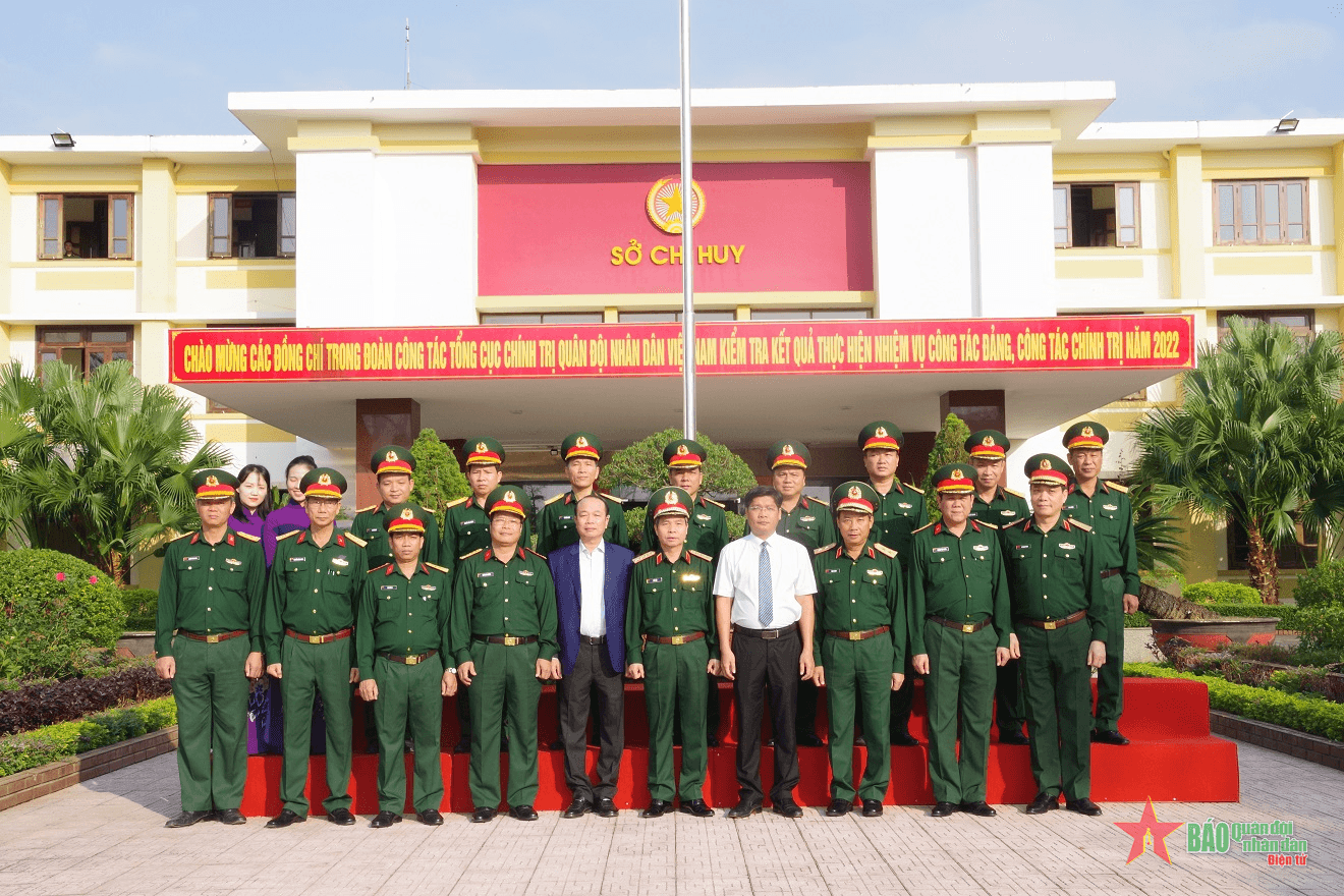 Tổng cục Chính trị Quân đội nhân dân Việt Nam kiểm tra hoạt động công tác Đảng, công tác chính trị năm 2022 tại Bộ CHQS tỉnh Thừa Thiên Huế