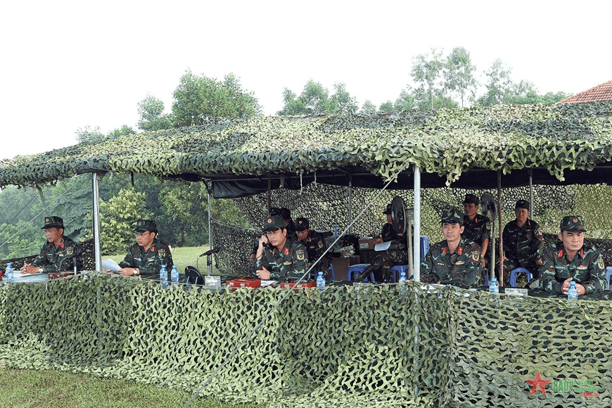 Sư đoàn 9 (Quân đoàn 4) diễn tập tiến công địch phòng ngự trên điểm cao
