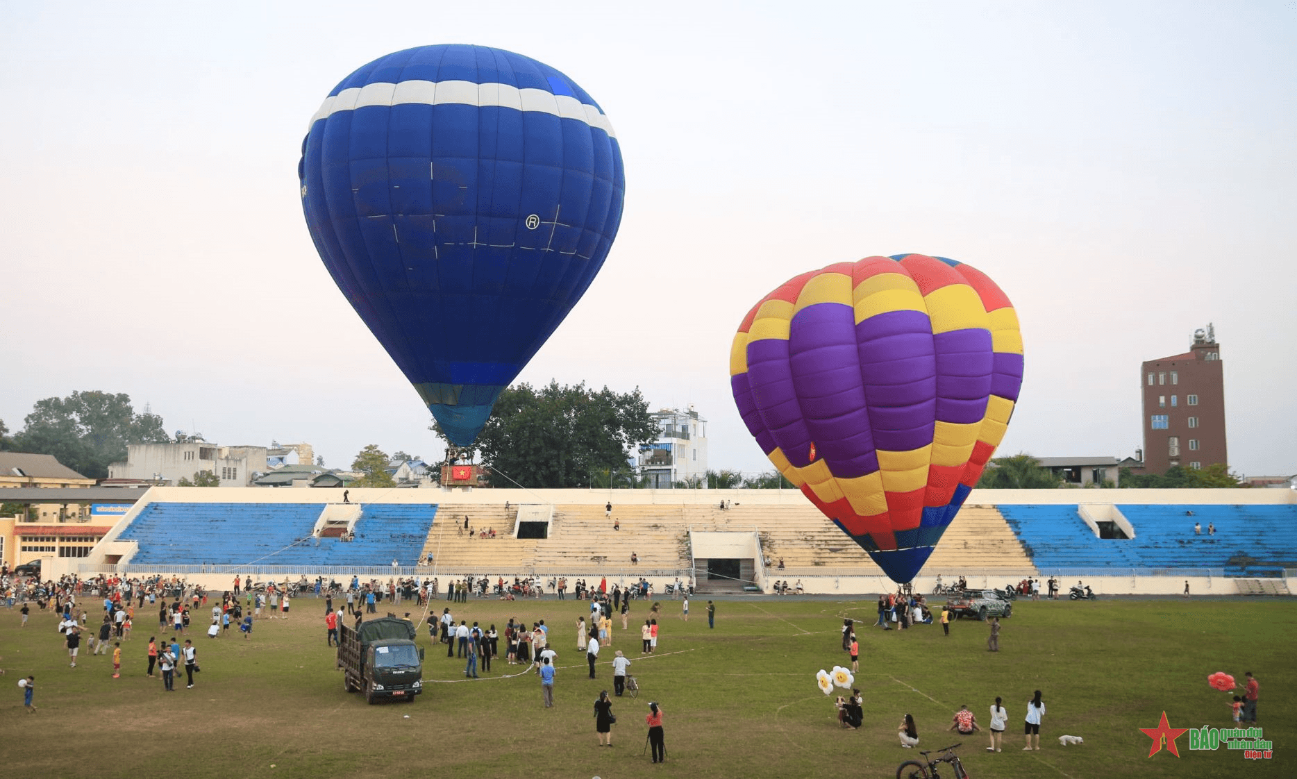 Lễ hội khinh khí cầu quốc tế lần đầu tiên tổ chức tại thị xã Sơn Tây