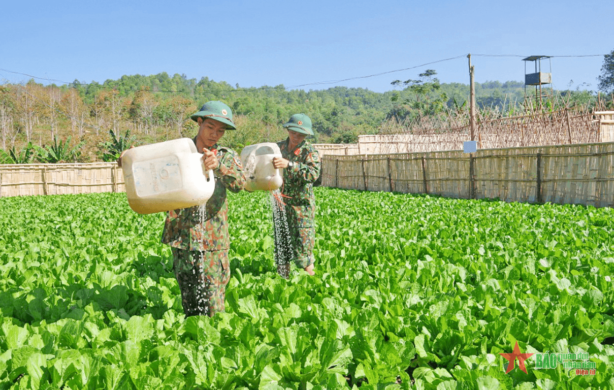 Trung đoàn 28: Đồng bộ giải pháp nâng cao đời sống bộ đội