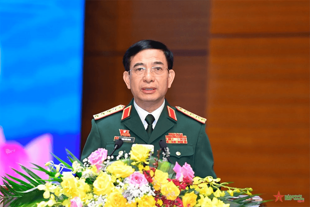Bộ trưởng Bộ Quốc phòng chúc mừng các nhà giáo đã và đang công tác trong Quân đội