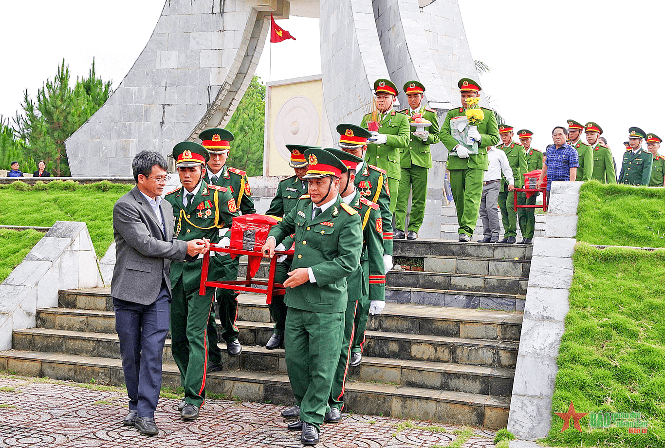 Đắk Nông: Truy điệu và an táng hài cốt liệt sĩ