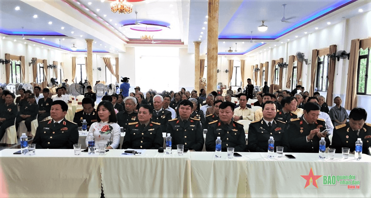 Đại đội nữ Pháo binh Ngư Thủy gặp mặt kỷ niệm 55 năm Ngày truyền thống