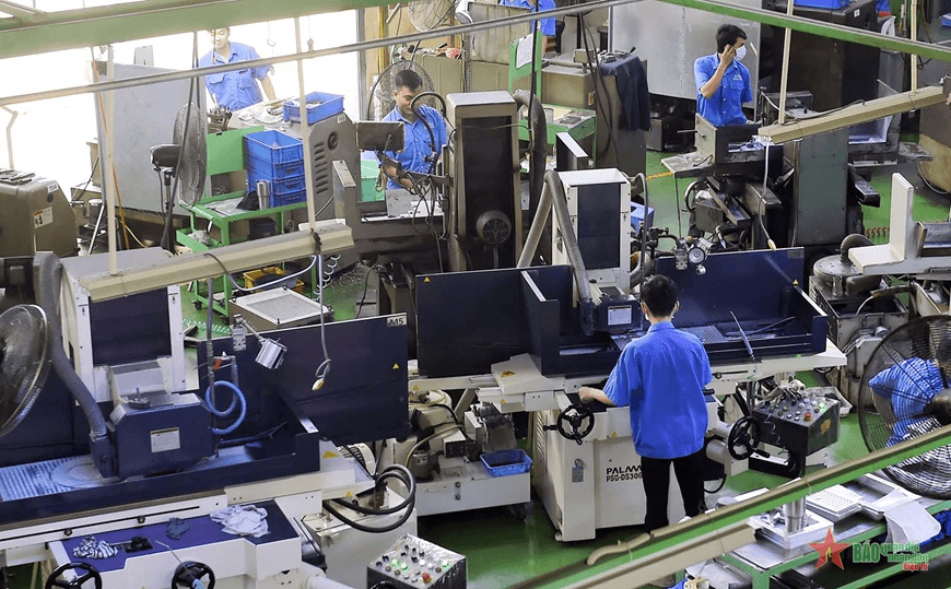 Bài 2: Những quyết sách kịp thời