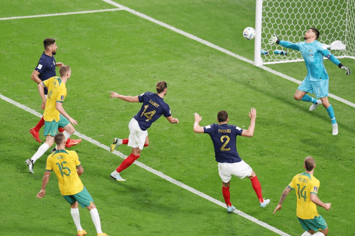 Pháp 4-1 Australia: Sức mạnh nhà vô địch
