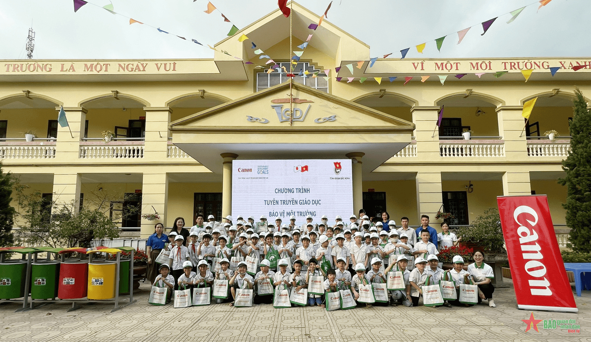 “Chung tay hành động vì môi trường”