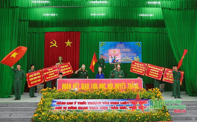 Sư đoàn 330 (Quân khu 9) tổ chức Hội thi tuyên truyền pháp luật Việt Nam năm 2022