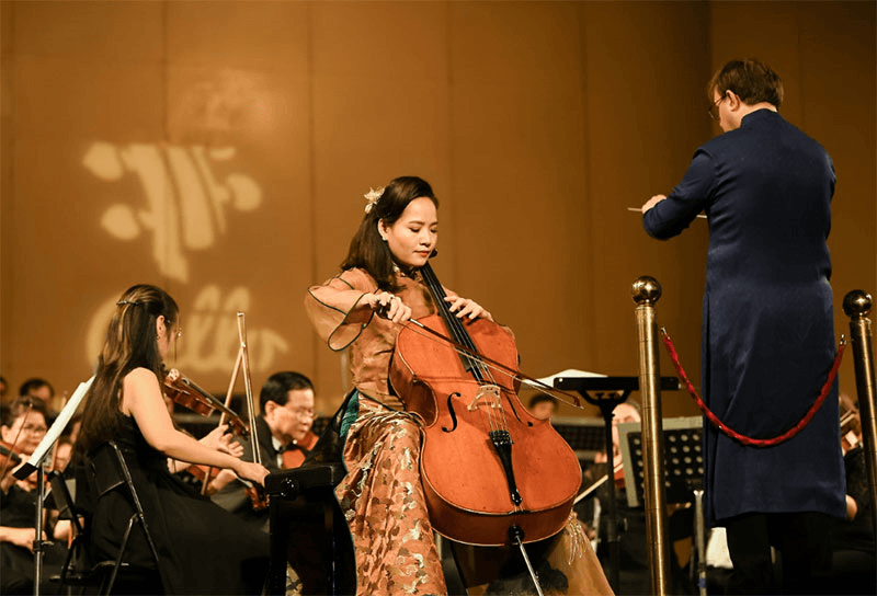 Dàn nhạc ngoại "chơi" nhạc dân gian Việt