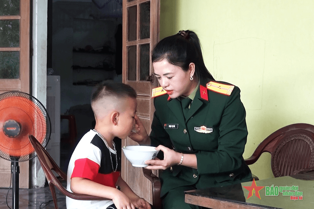 “Mẹ bộ đội” của trẻ mồ côi