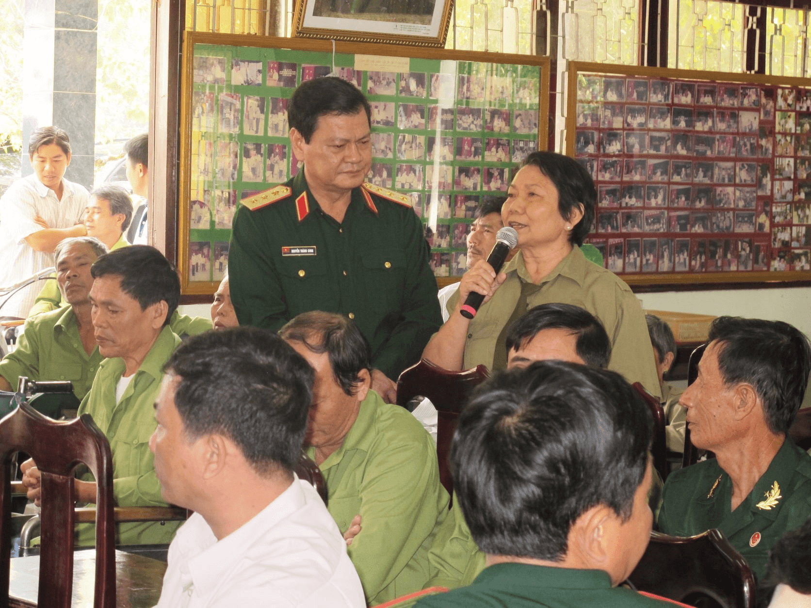 Kính cẩn tiễn biệt thủ trưởng Năm Cung