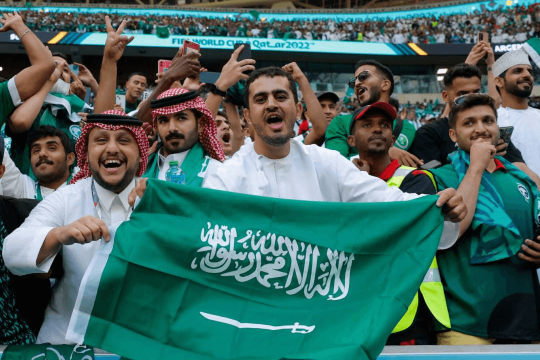 Cổ động viên nước nào đến Qatar nhiều nhất?