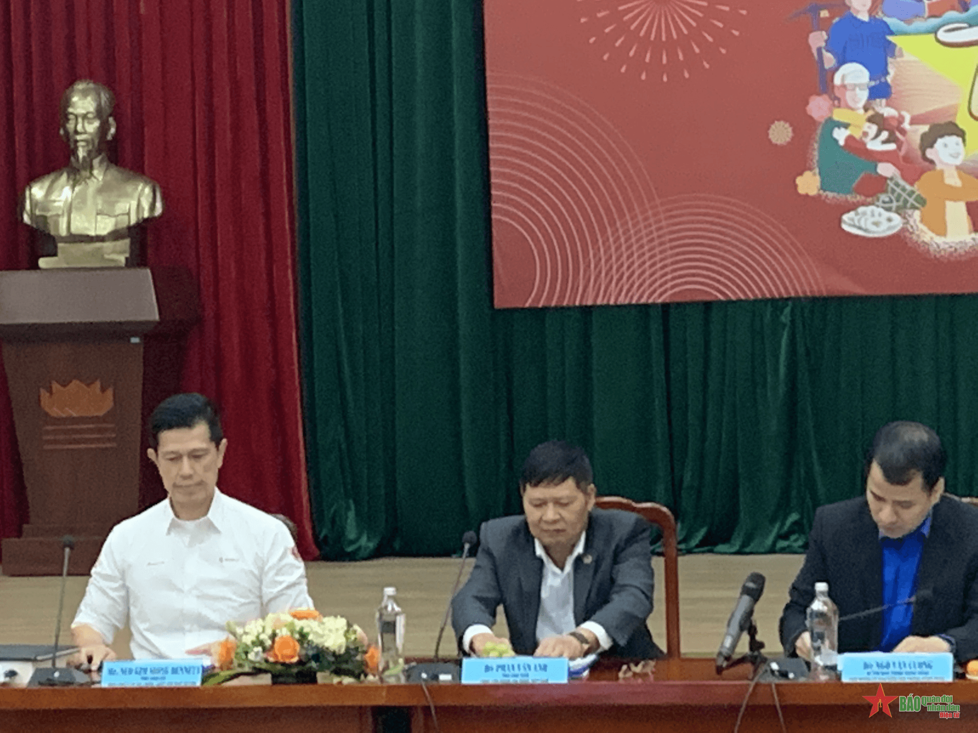 Chăm lo người lao động có hoàn cảnh khó khăn