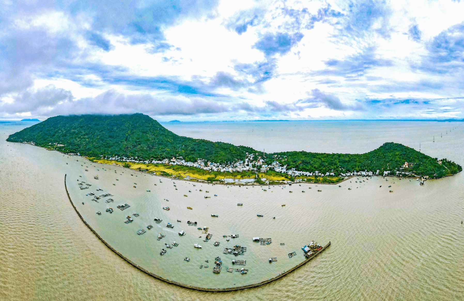 Tăng cường quốc phòng, an ninh gắn với phát triển kinh tế - xã hội trên vùng biển Kiên Giang