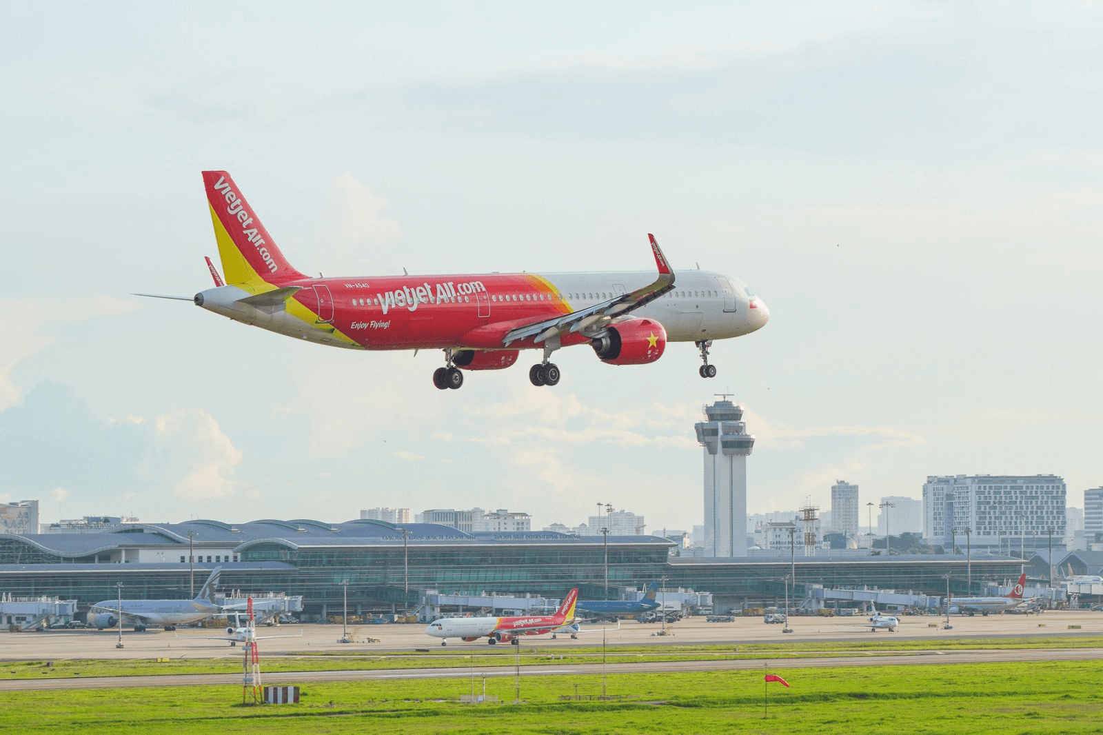 Đại tiệc quà đôi 12-12 từ Vietjet, ưu đãi lên đến 99%