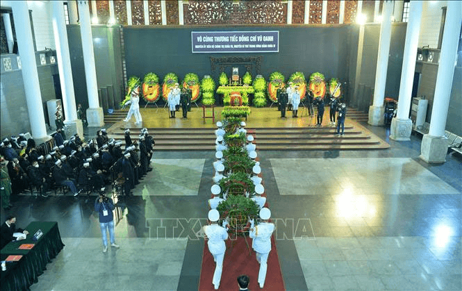 Tổ chức trọng thể lễ tang đồng chí Vũ Oanh