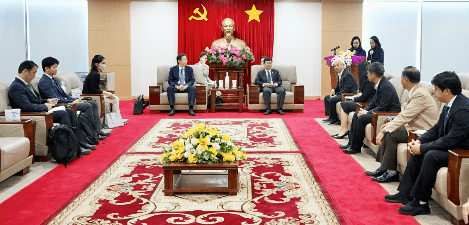 Hỗ trợ các dự án phát triển hạ tầng giao thông công cộng