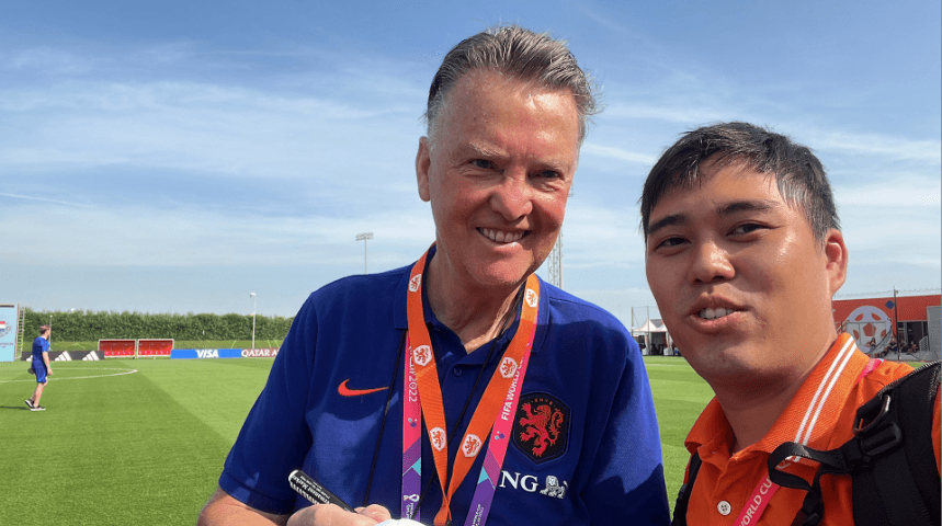 “Thầy bói” Louis van Gaal