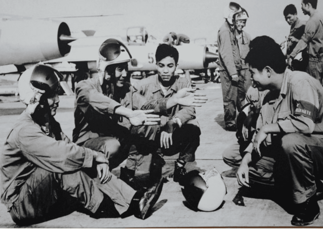 Chuyện những người diệt "pháo đài bay" B-52 - Bài 5: Không quân lập công xuất sắc (Tiếp theo và hết)