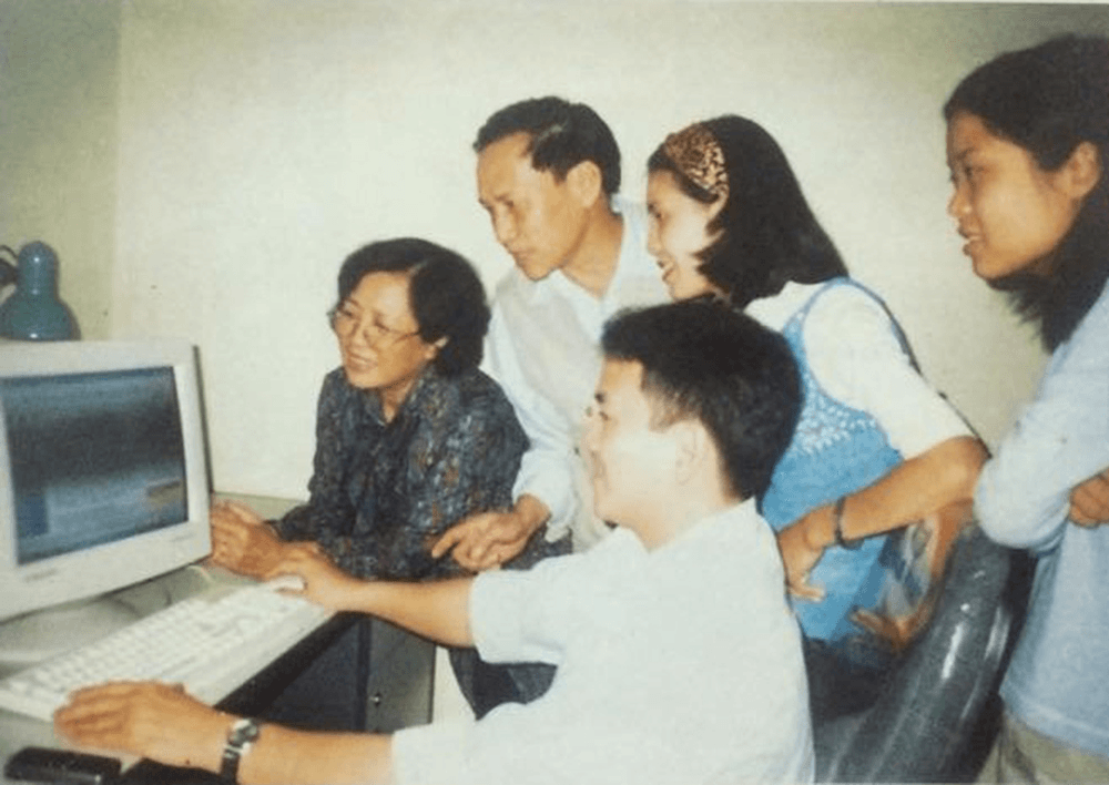 Báo Quân đội nhân dân Điện tử góp phần đưa hình ảnh Bộ đội Cụ Hồ ra thế giới