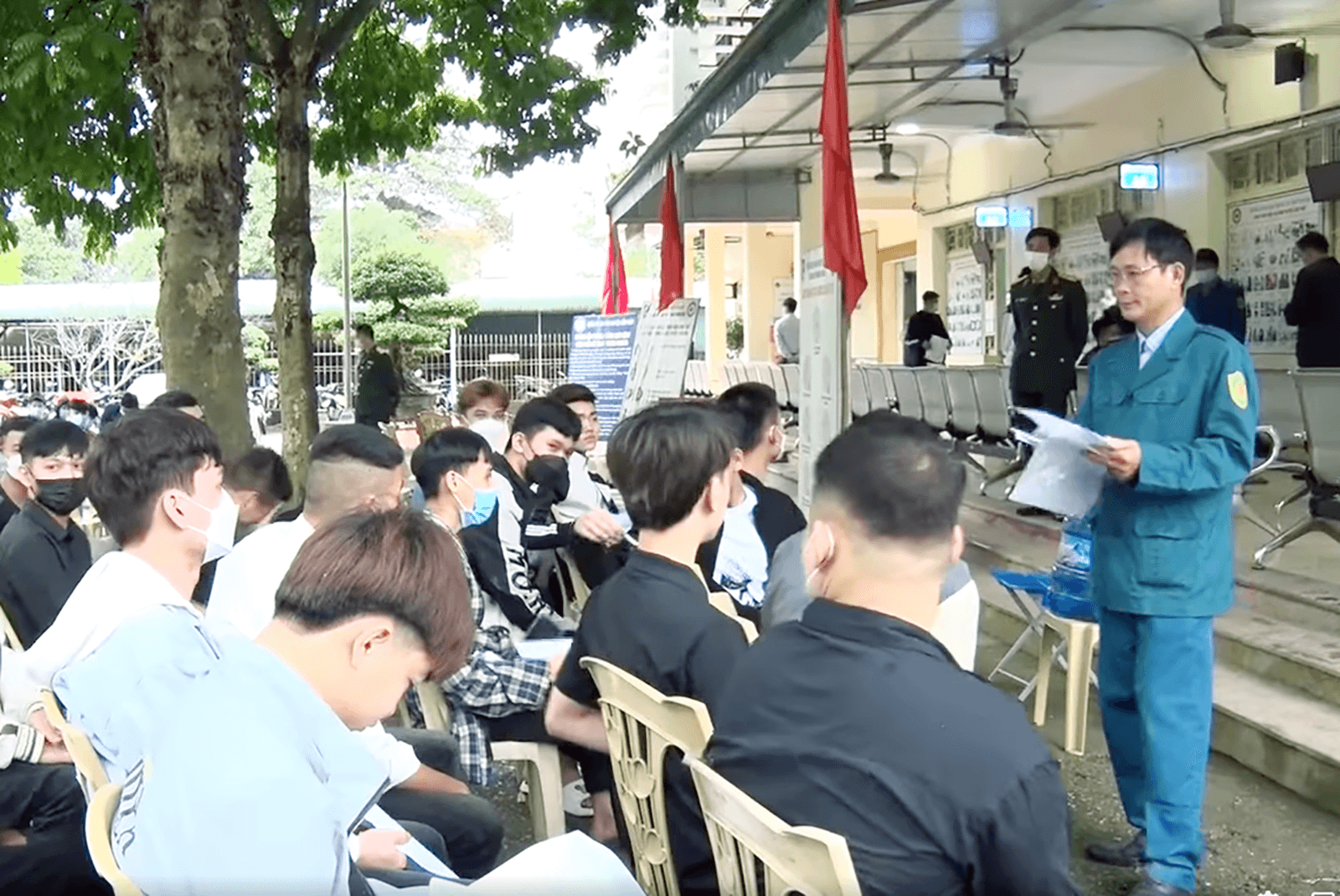 Đi trước một bước trong công tác tuyển quân