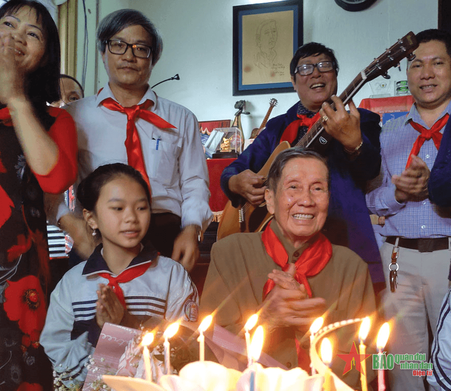 “Hà Nội - Điện Biên Phủ trên không”: Giai điệu hào hùng vượt thời gian