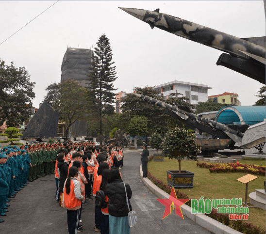 Phát huy giá trị chiến thắng, củng cố quốc phòng, an ninh Thủ đô Hà Nội