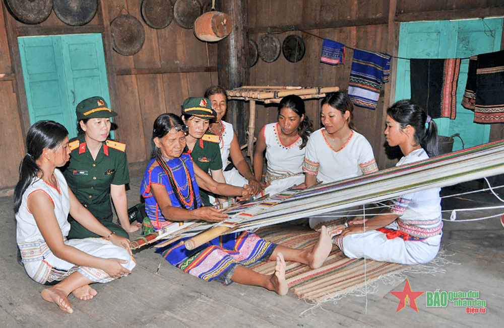 Niềm tin của đồng bào Rơ Măm