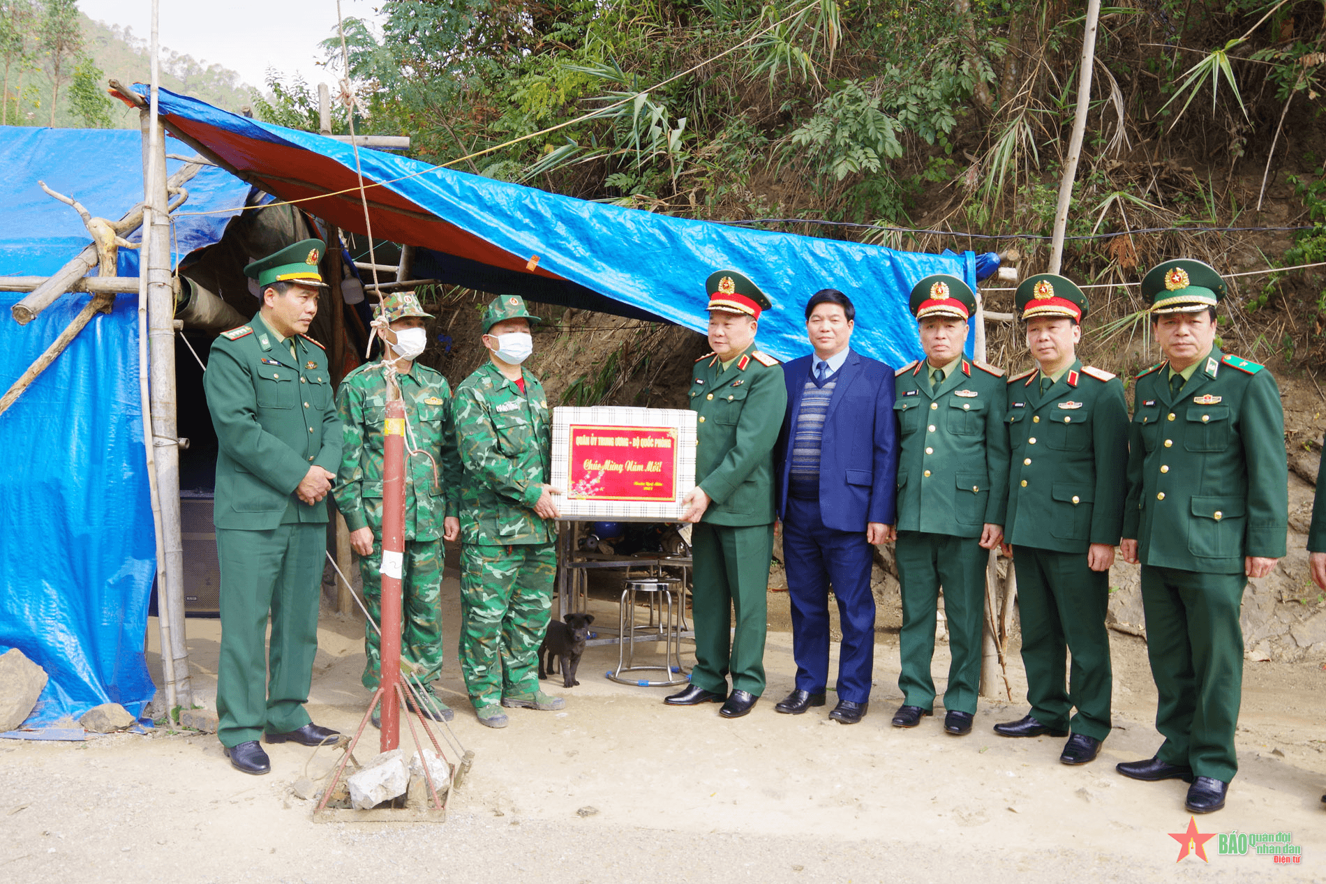 Bộ Quốc phòng kiểm tra, chúc tết quân và dân tuyến biên giới Lạng Sơn