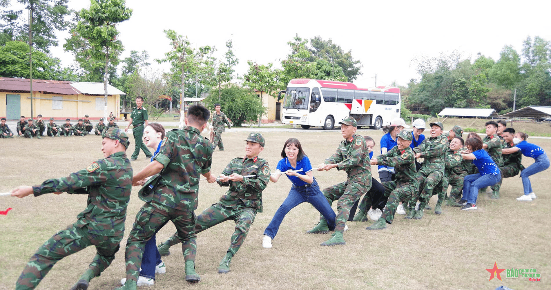 “Xuân chiến sĩ” ở Lữ đoàn Phòng không 77
