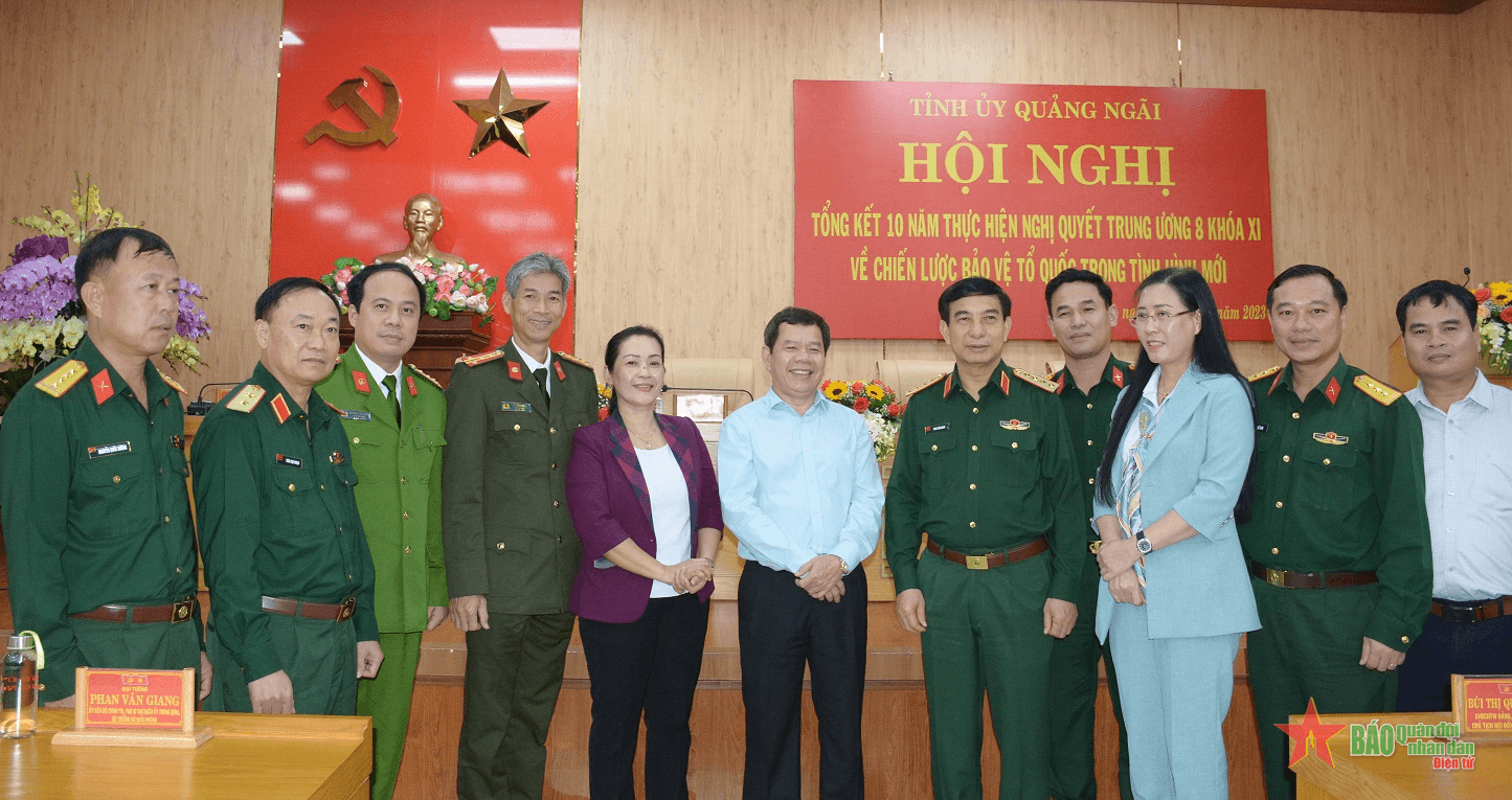 Đại tướng Phan Văn Giang dự Hội nghị tổng kết 10 năm thực hiện Nghị quyết Trung ương 8 khóa XI tại Tỉnh ủy Quảng Ngãi
