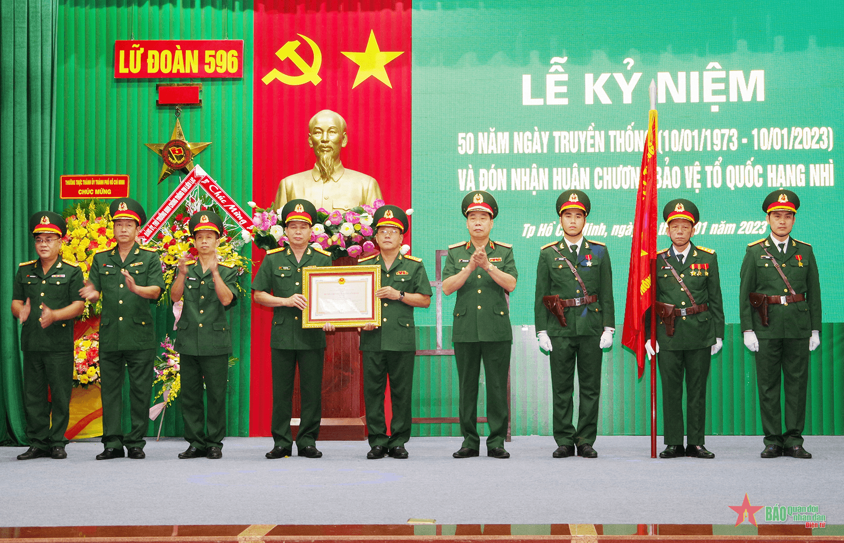 Lữ đoàn 596, Binh chủng Thông tin liên lạc đón nhận Huân chương Bảo vệ Tổ quốc hạng Nhì