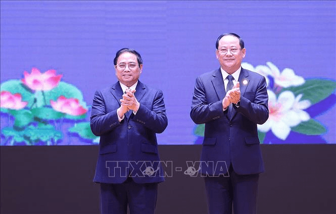 Thủ tướng Phạm Minh Chính và Thủ tướng Lào đồng chủ trì Lễ tổng kết “Năm đoàn kết hữu nghị Việt Nam-Lào, Lào-Việt Nam”