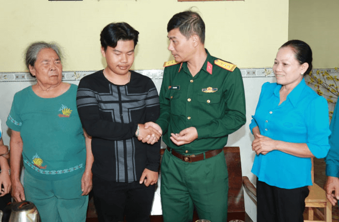 Bài 4: Đề cao trách nhiệm, tháo gỡ khó khăn (Tiếp theo và hết)
