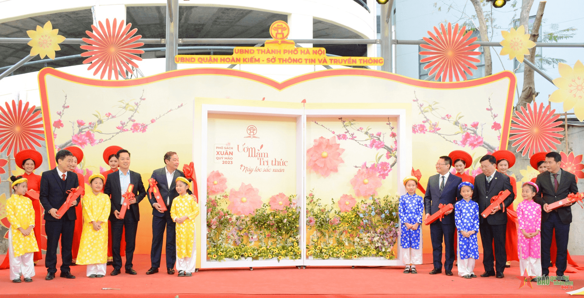 Hà Nội khai mạc Phố sách Xuân Quý Mão 2023